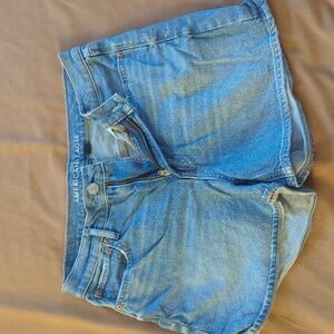 AE Relaxed Mom Short